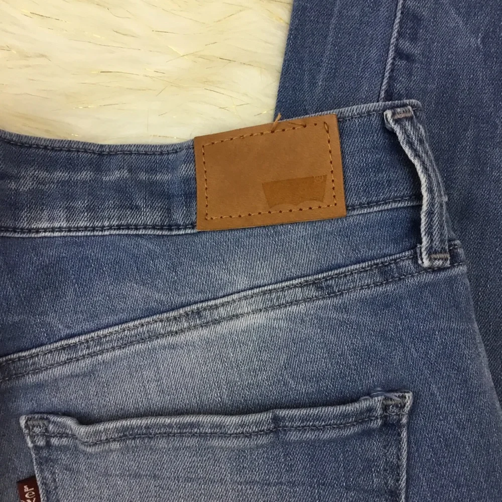 Levis levi’s high